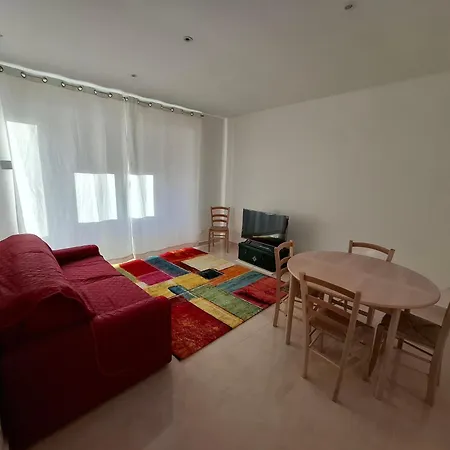 Casa Rondy, Classa Energetic, 2 Nights Min Apartamento *